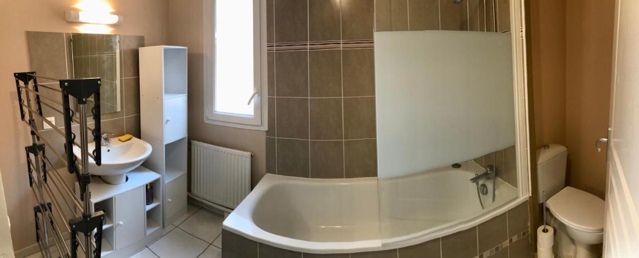 Agreable Maison Proche Gare Avec Parking Gratuit Le Mans Exteriör bild